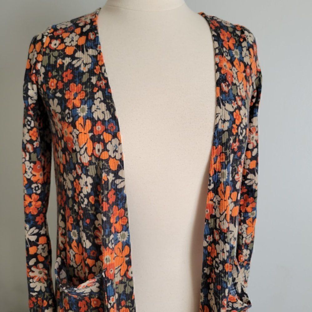 EUC LULAROE DITSY FLORAL LONG LIGHT WEIGHT POCKET CARDIGAN SIZE XS - Picture 6 of 13